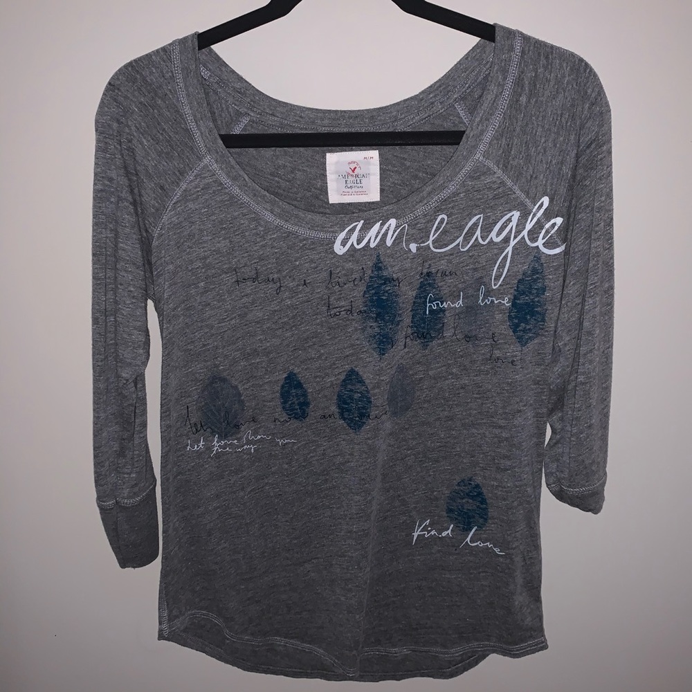 American Eagle Gray Top